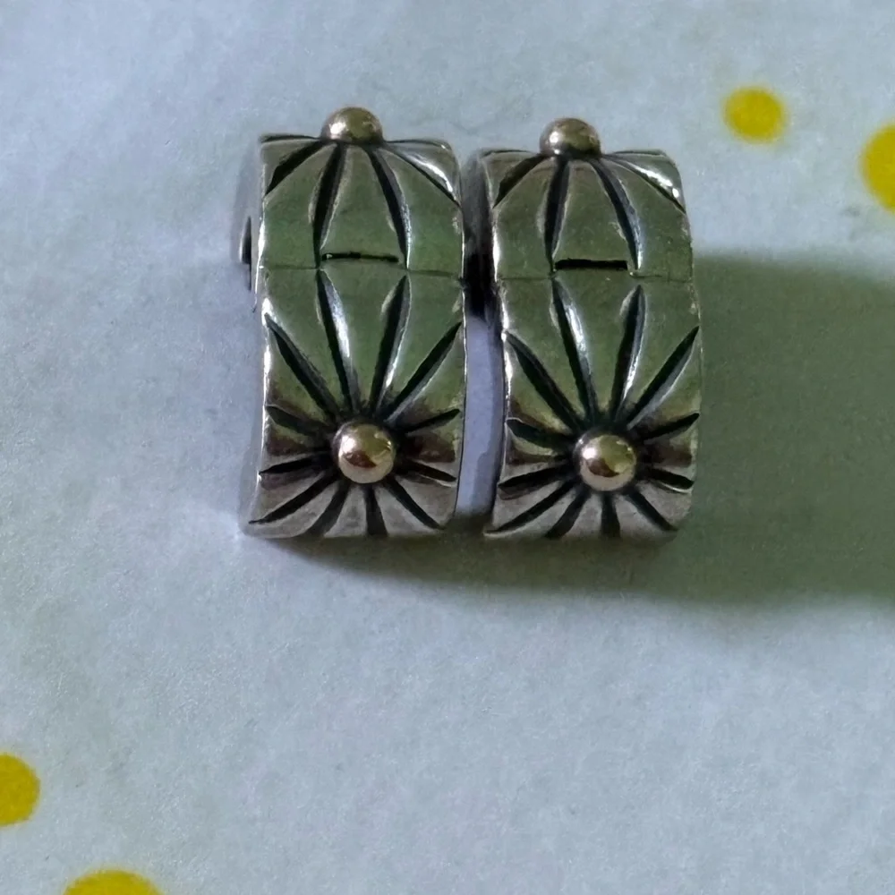 Pandora 14k gold and silver clips - Picture 2 of 4